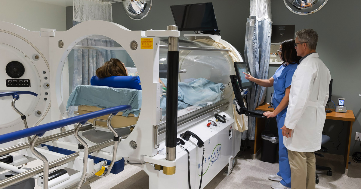 Hyperbaric Oxygen Therapy and Hypoglycemia in Patients with Diabetes